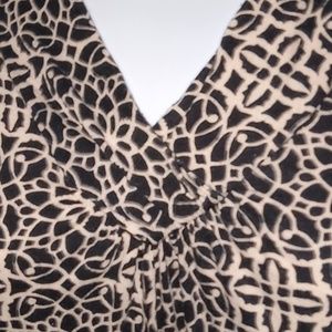 Elle Top Black and Cream Long Sleeve SOFT